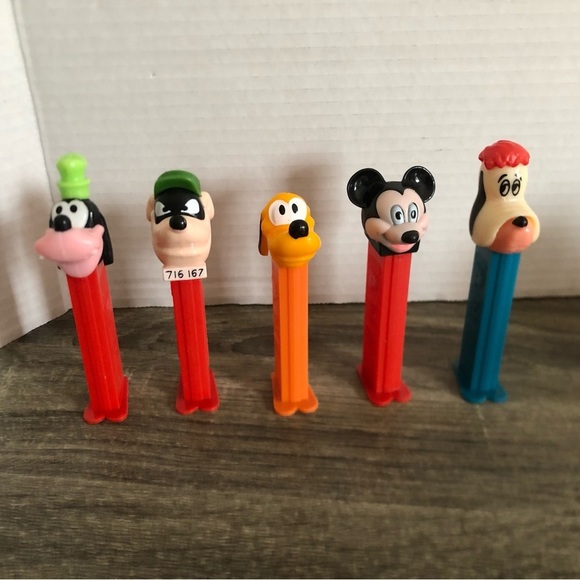 Vintage PEZ Dispensers Collection - Picture 7 of 9